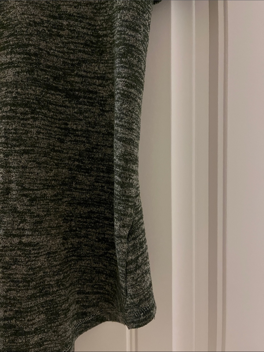 a.n.a Heathered Dark Green Scoop Neck Short Sleeve Tee - Picture 6 of 6